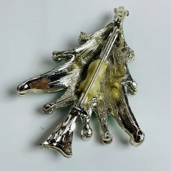 Vintage Christmas Tree Brooch Pin Green Enamel Red Rhinestones Silver Tone - Picture 3 of 4